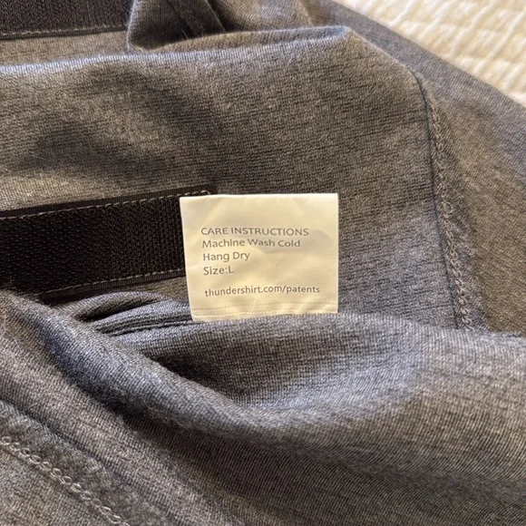 Thunder Shirt Calming Dog Vest - Size Large - Picture 5 of 6